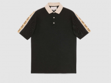  Gucci 598949 黑色 饰互扣式双G条纹 Polo衫