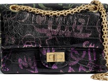 Chanel/香奈儿 AS0874 粉红涂鸦鳄鱼皮纹 小号2.55口盖包