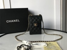 Chanel AP0249 Y33352 N4855 黑色 链条晚宴包/手机包
