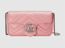 Gucci古驰 476433 DTDCP 5815 淡粉色 GG Marmont系列绗缝皮革超迷你手袋