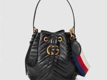 Gucci古驰 476674 黑色 GG Marmont系列绗缝皮革水桶包