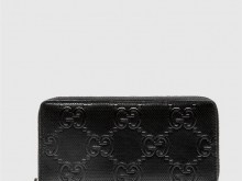 Gucci古驰 ‎625558 黑色 GG印花压纹全拉链式钱包