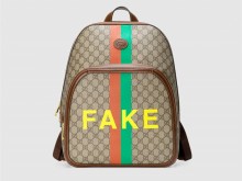 Gucci古驰 636654 “Fake/Not”印花中号背包