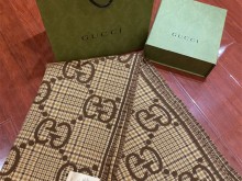 Gucci 625898 双G提花羊毛围巾 秋冬的第一条围巾