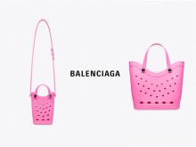 Balenciaga 与 Croces 联乘登场，下一个洗版的 It Bag？