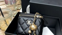 新鲜出炉 | Chanel抱出22b新款金球盒子