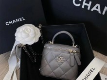 Chanel 22A首发🖤新款手柄小盒子｜太美啦