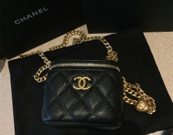 Chanel｜香奈儿23P爱心调节扣金球盒子包