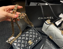 Chanel 23p woc 终于买到满意的了！