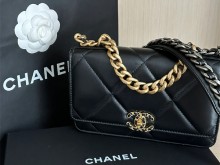 下定决心买啦！人生第一个Chanel 19woc我真的爱爆！