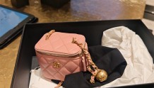 Chanel23k绝美粉色金球小盒子💕