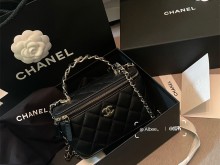 买到了心心念念的Chanel手柄长盒子包23k最新盒子